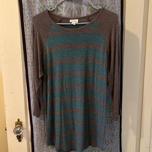 LulaRoe comfy striped 3/4 length sleeved tee